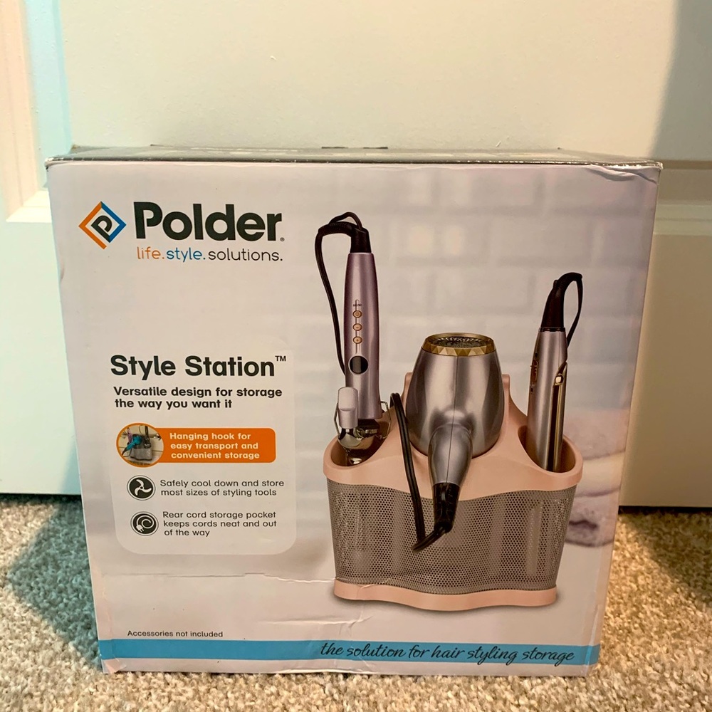 Polder Hair Style Station